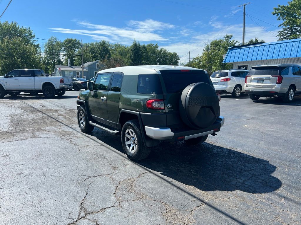 Photo 3 of 2014 Toyota FJ Cruiser Base