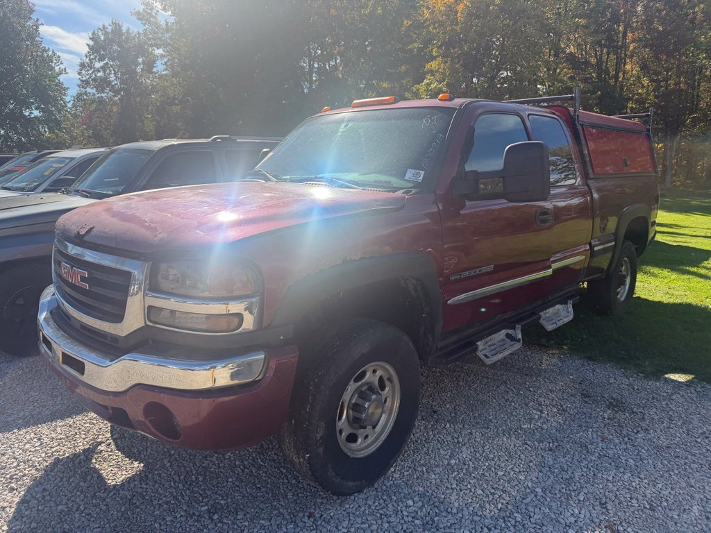 2004 GMC Sierra 2500HD SLE - Main Image