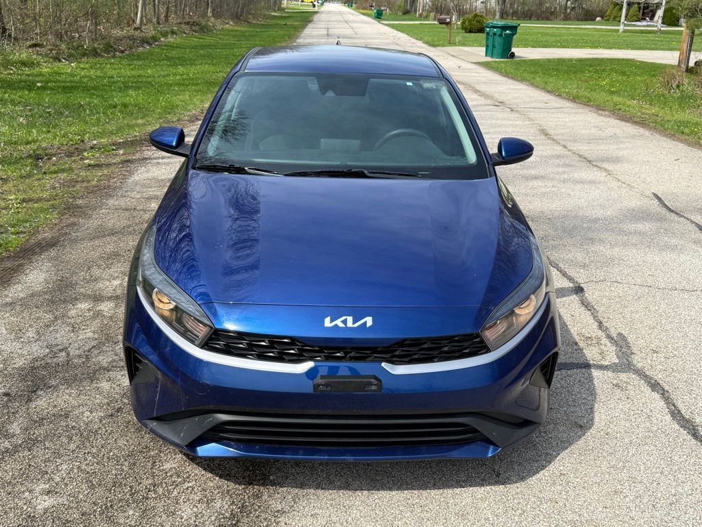 2023 Kia Forte LXS - Image 3