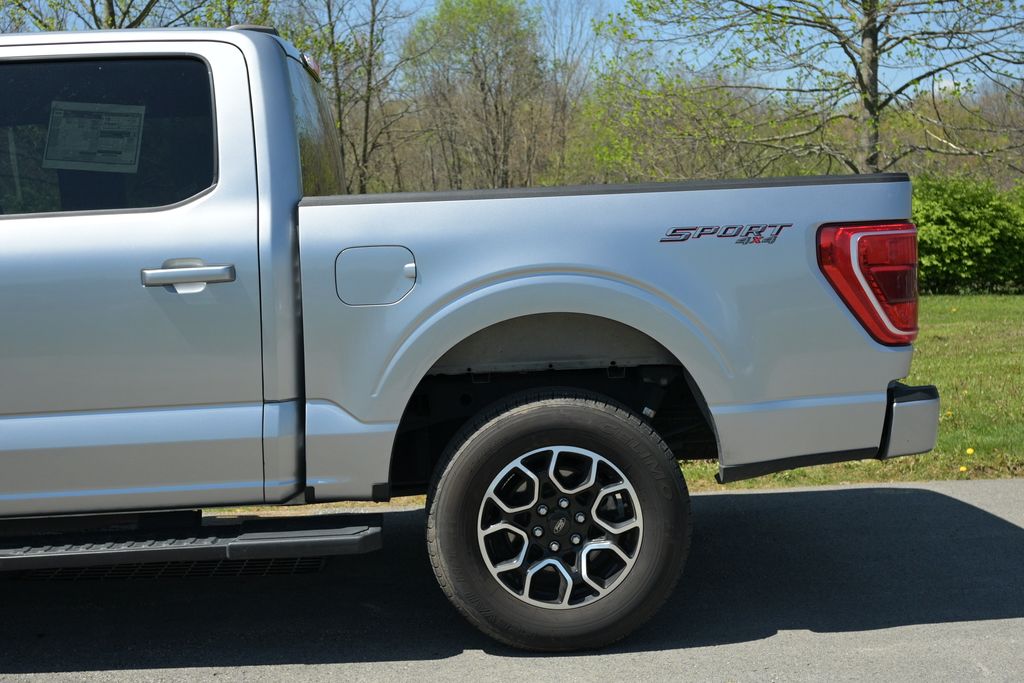 2023 Ford F-150 XLT - Image 5
