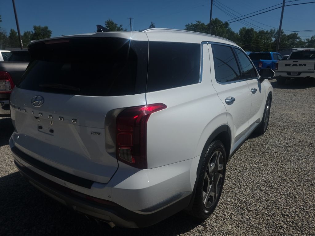 Photo 4 of 2023 Hyundai PALISADE Limited