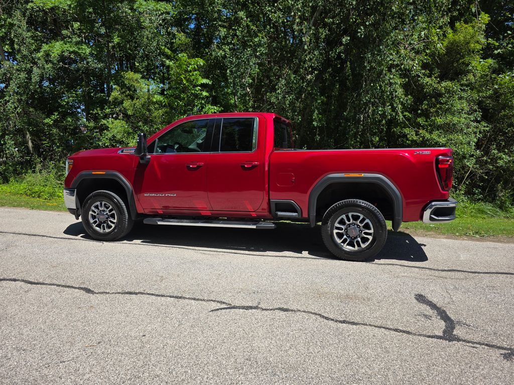2022 GMC Sierra 2500HD SLE - Image 5