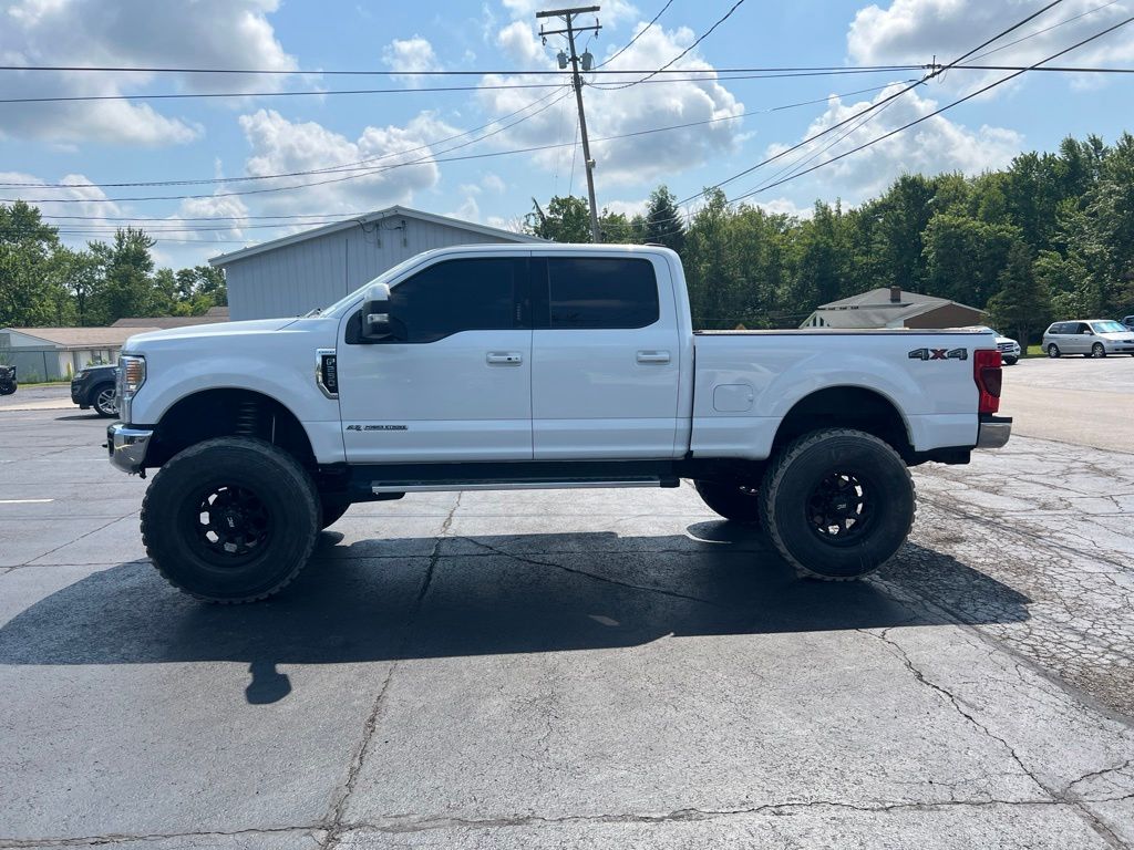 Photo 2 of 2022 Ford F-250 Super Duty Lariat