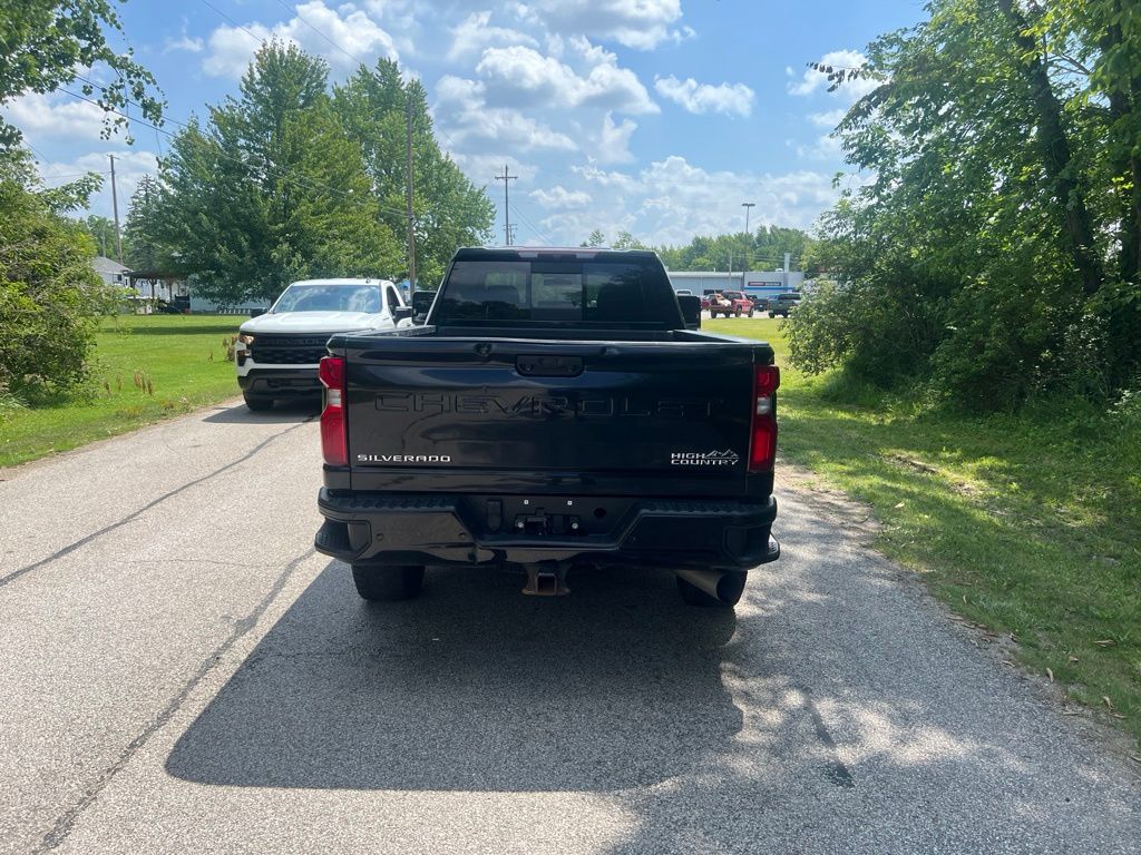 2021 Chevrolet Silverado 2500HD High Country - Image 4