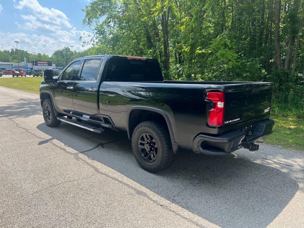 2021 Chevrolet Silverado 2500HD High Country - Image 3