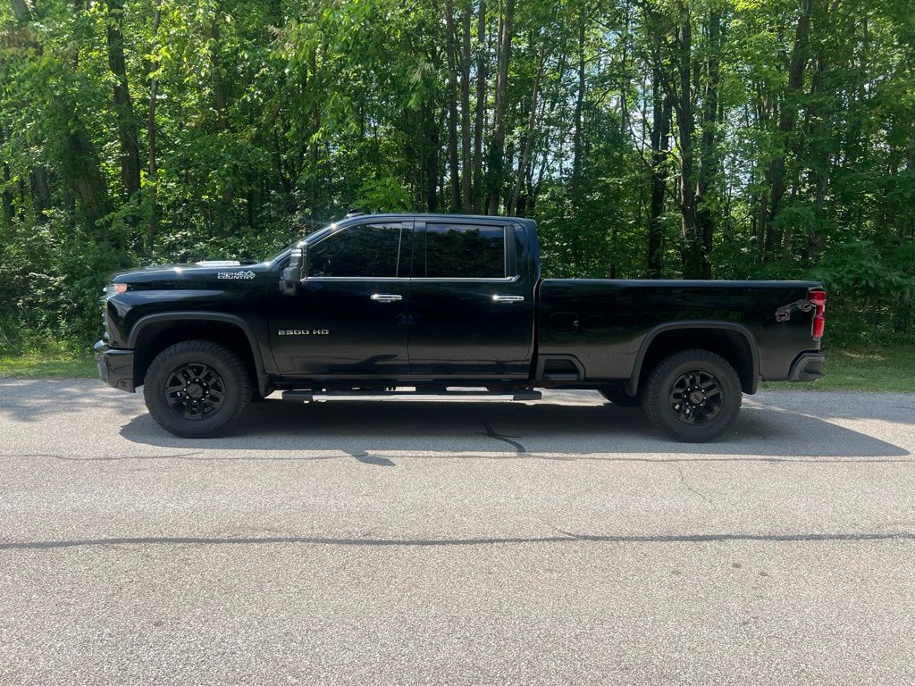 2021 Chevrolet Silverado 2500HD High Country - Image 2