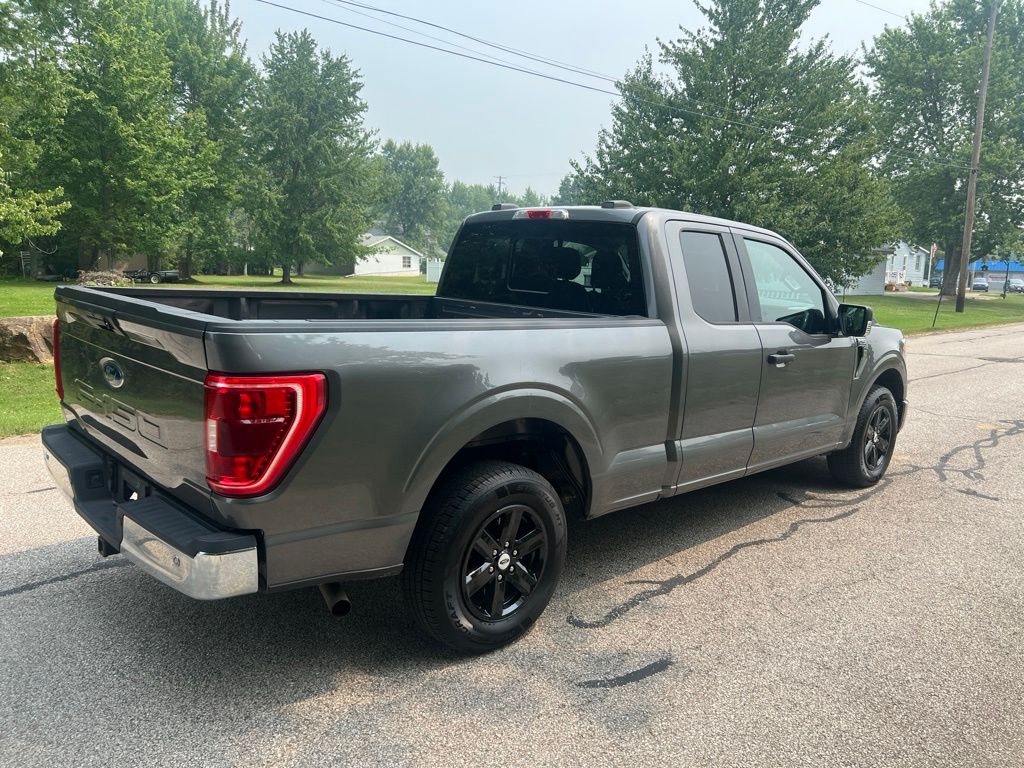 2021 Ford F-150 XLT - Image 5
