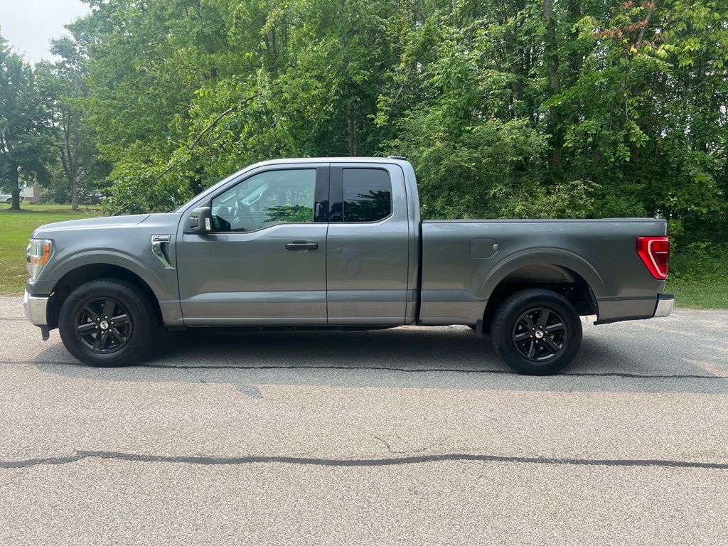 2021 Ford F-150 XLT - Image 2