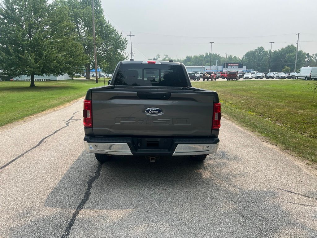 2021 Ford F-150 XLT - Image 4