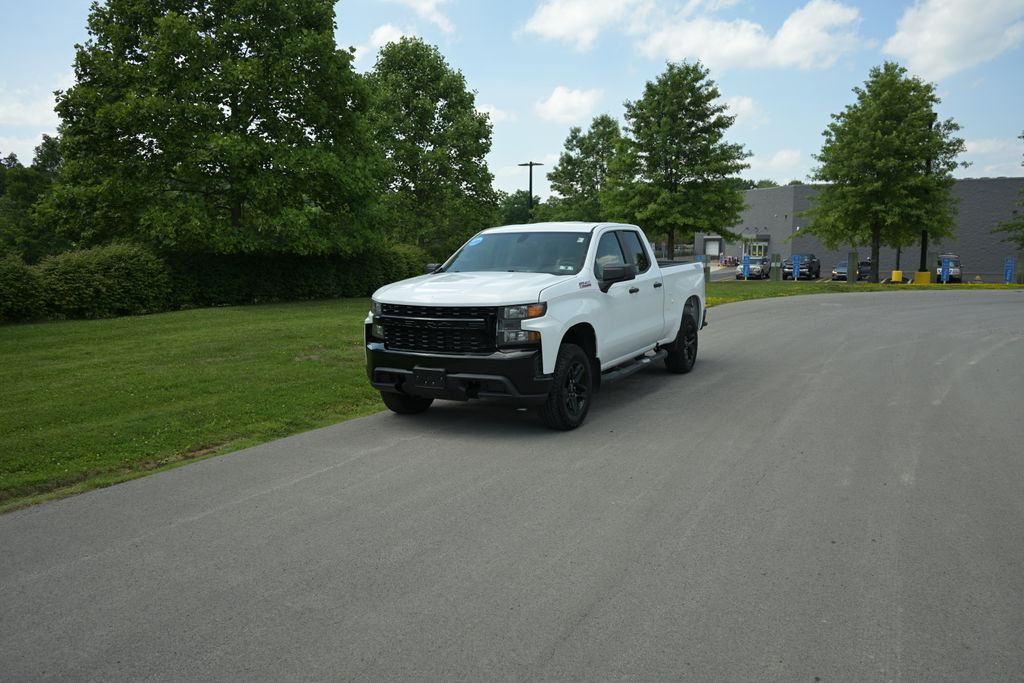 Photo 1 of 2019 Chevrolet Silverado 1500 Custom Trail Boss
