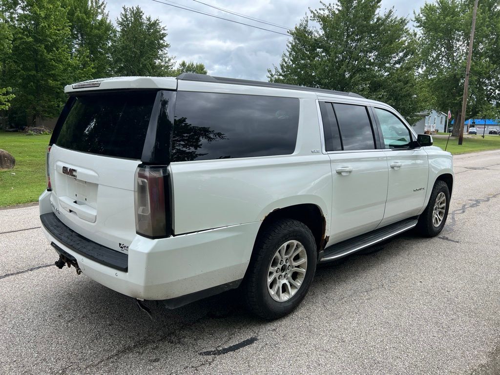 2016 GMC Yukon XL SLE - Image 5