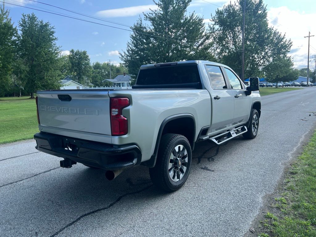 2021 Chevrolet Silverado 2500HD Custom - Image 5