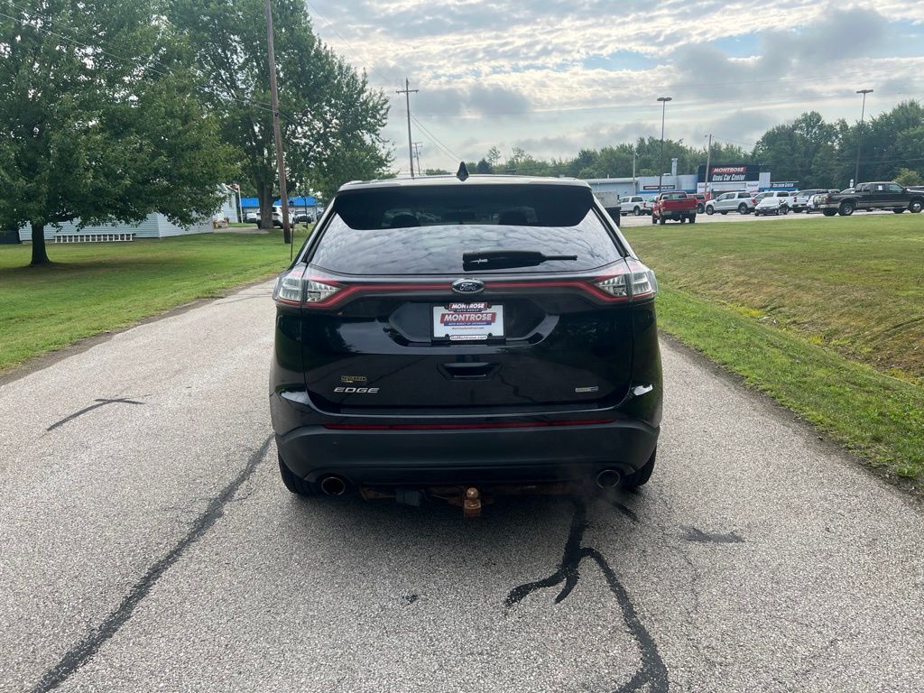 2017 Ford Edge SE - Image 4