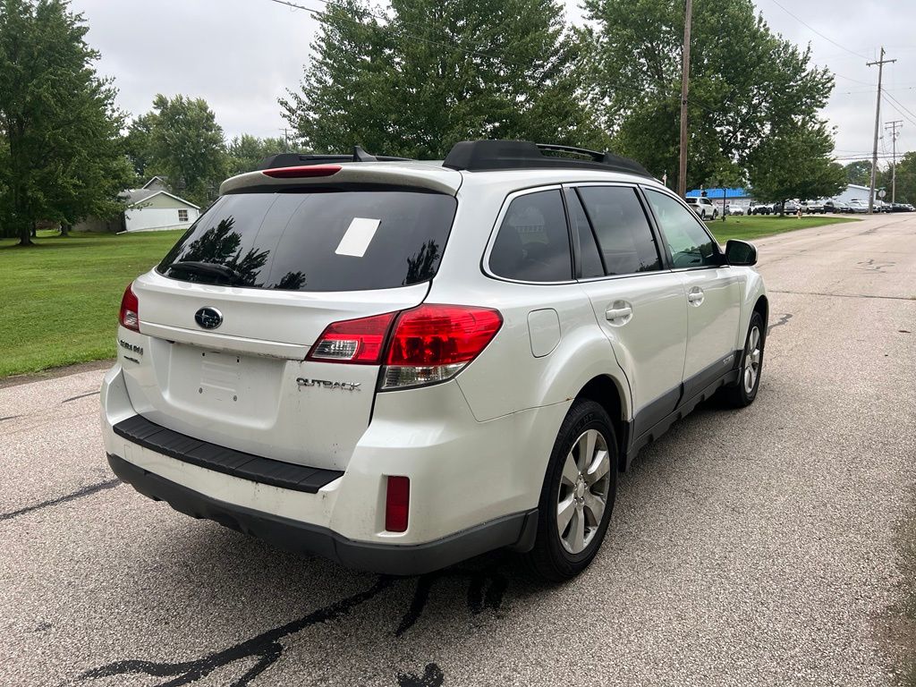 Photo 5 of 2011 Subaru Outback 2.5i Limited