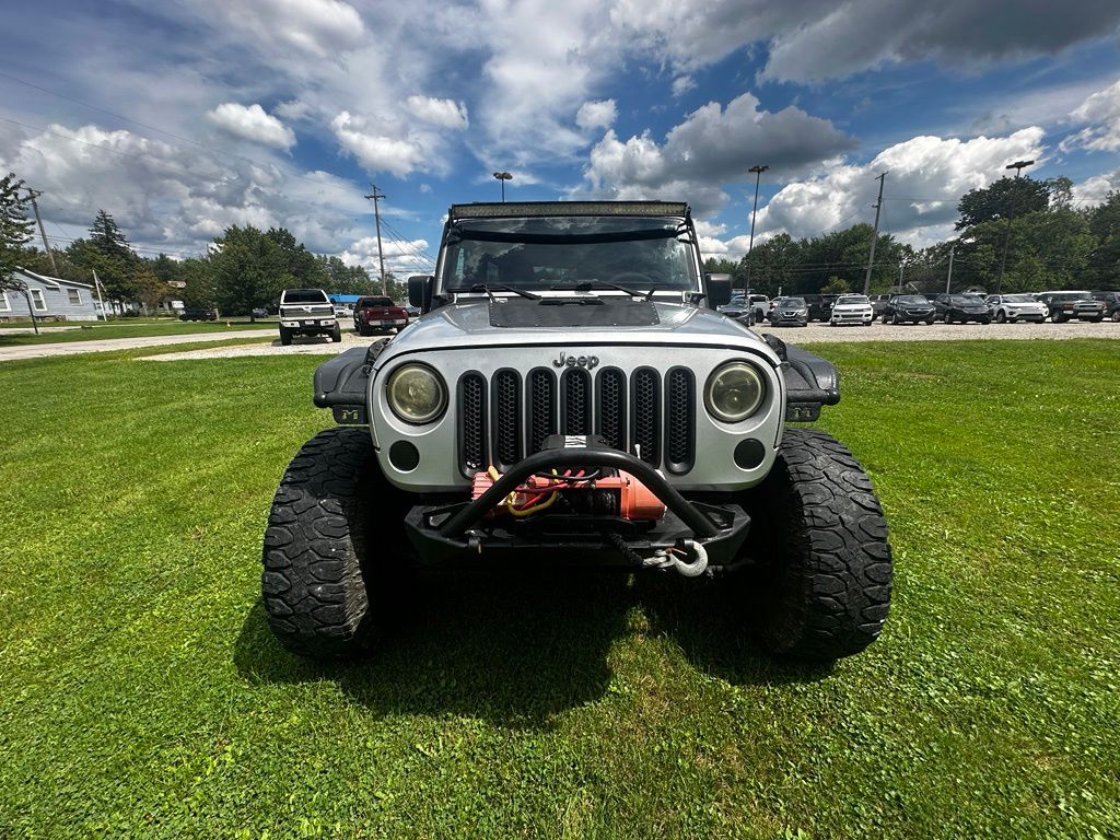 Photo 2 of 2011 Jeep Wrangler Unlimited Sahara