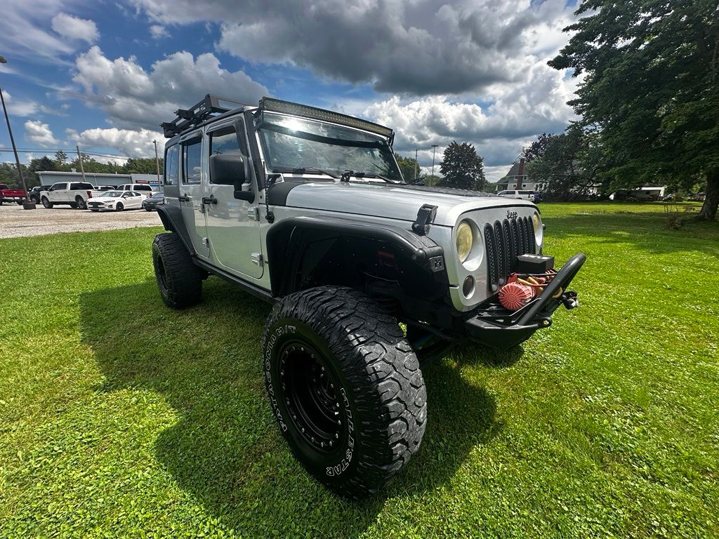 Photo 3 of 2011 Jeep Wrangler Unlimited Sahara