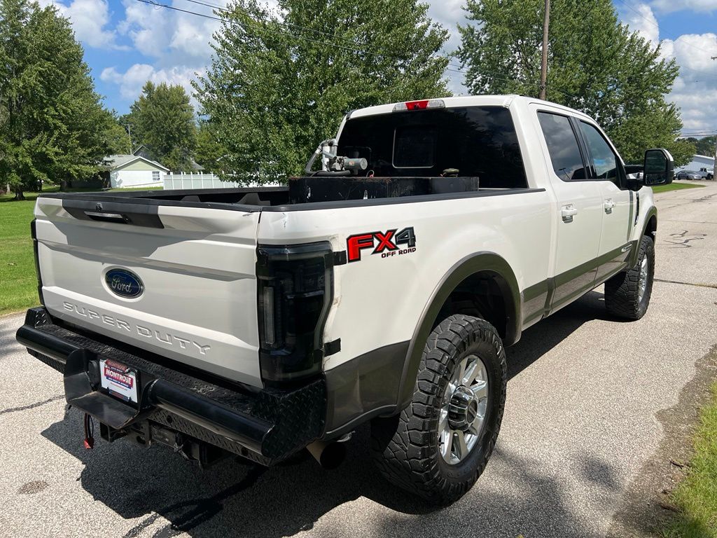 2018 Ford F-250 Super Duty Lariat - Image 5