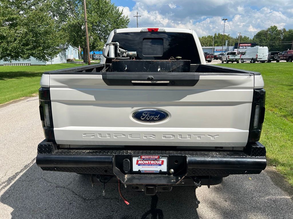 2018 Ford F-250 Super Duty Lariat - Image 4