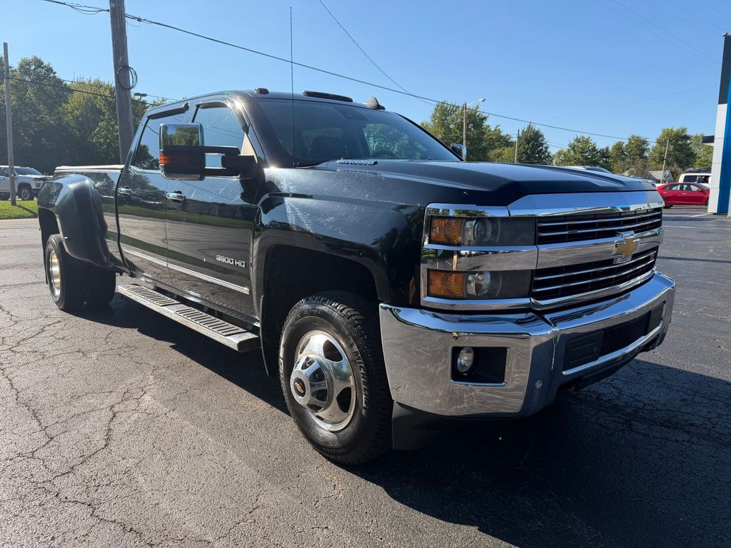 Photo 3 of 2015 Chevrolet Silverado 3500HD LTZ