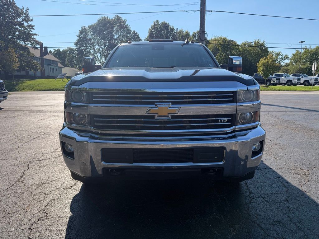 Photo 2 of 2015 Chevrolet Silverado 3500HD LTZ