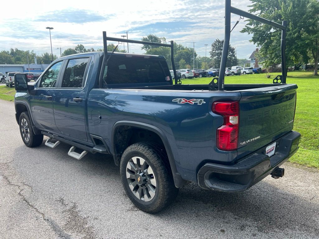 2024 Chevrolet Silverado 2500HD Custom - Image 3