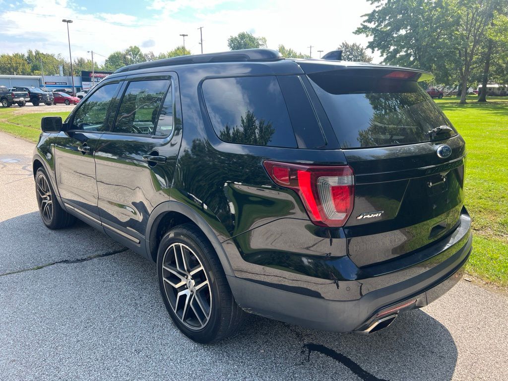 Photo 3 of 2017 Ford Explorer Sport