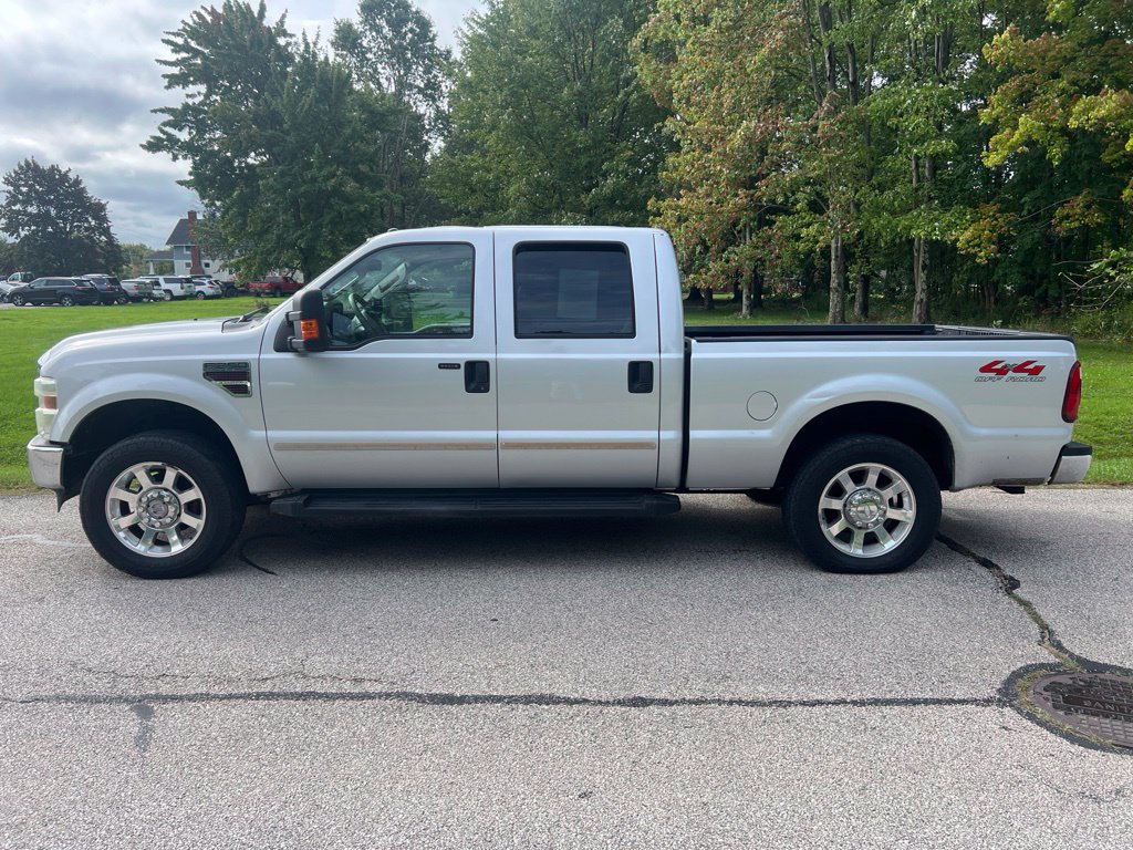 2008 Ford F-250 Super Duty Lariat - Image 2
