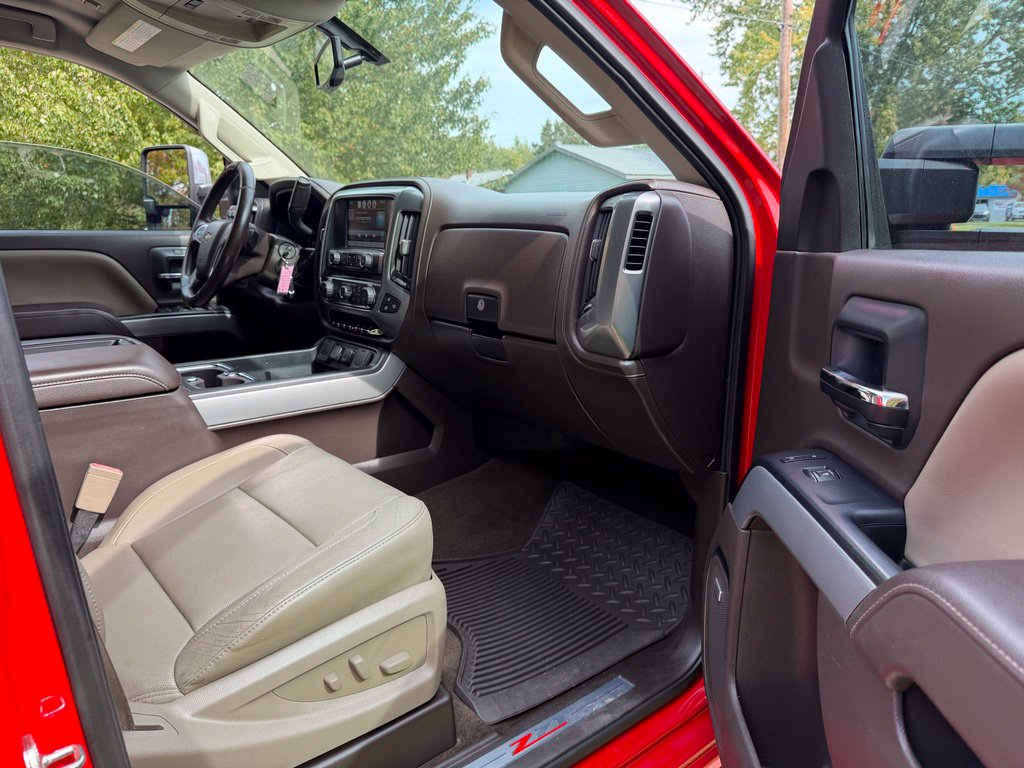 2015 Chevrolet Silverado 2500HD LTZ - Photo 25