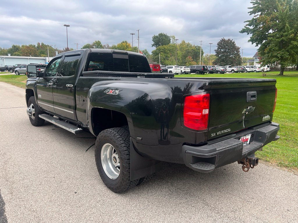 Photo 3 of 2018 Chevrolet Silverado 3500HD High Country