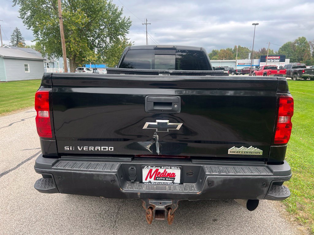 Photo 4 of 2018 Chevrolet Silverado 3500HD High Country