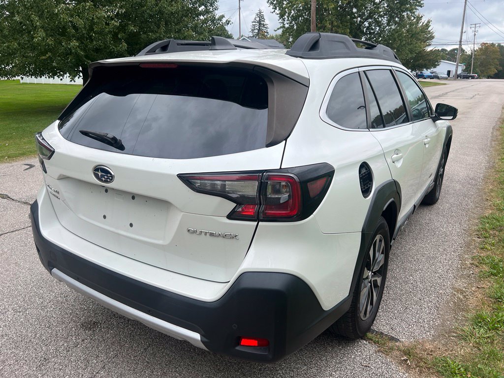 Photo 5 of 2023 Subaru Outback Limited