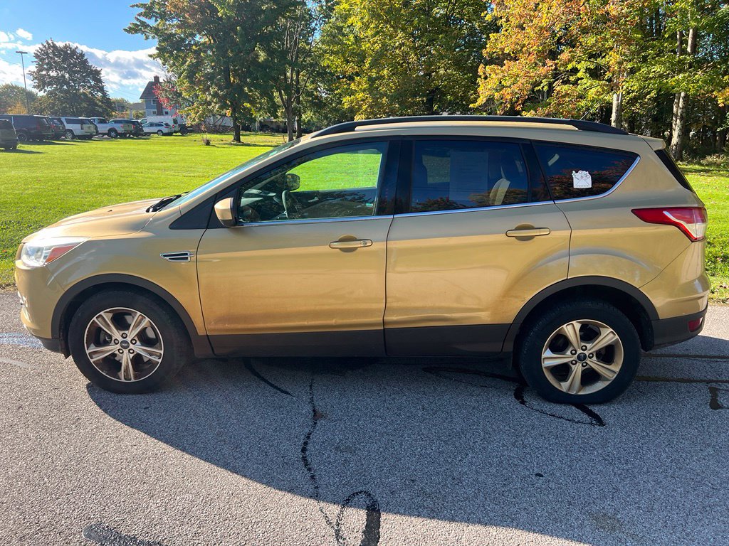 Photo 2 of 2014 Ford Escape SE