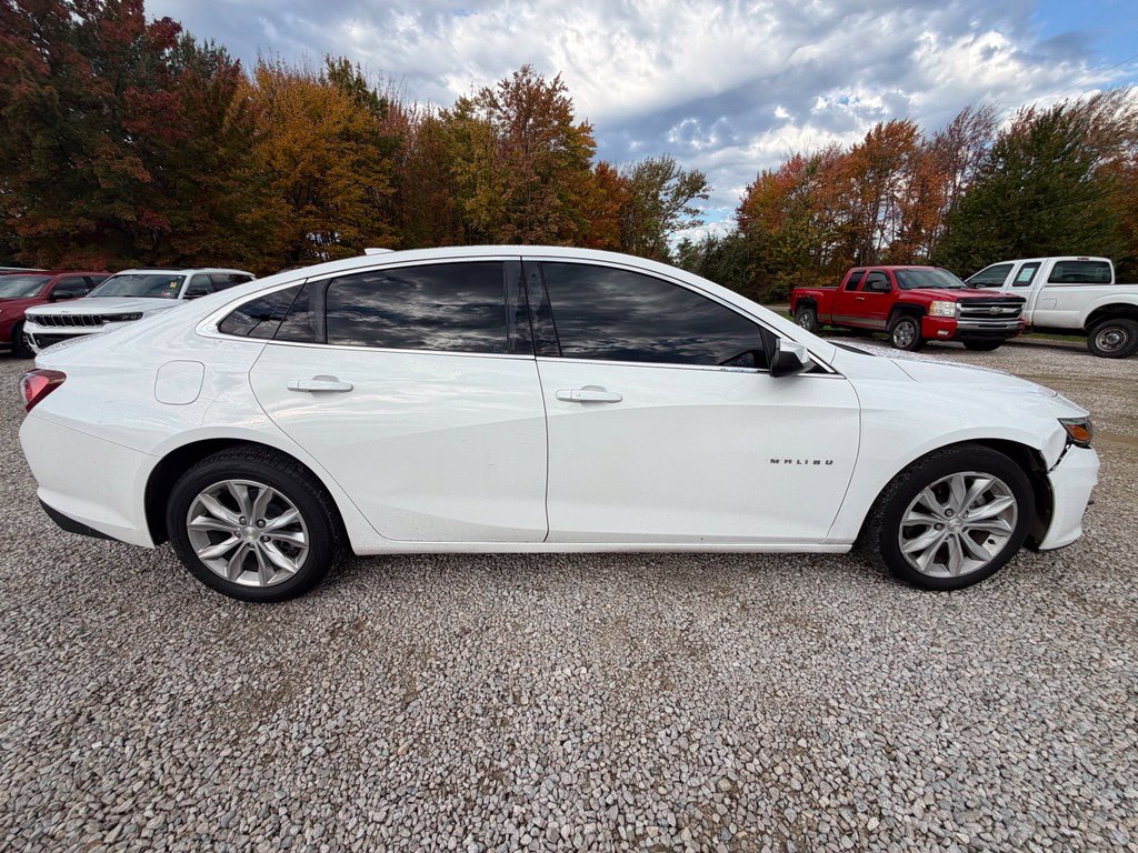 Photo 4 of 2021 Chevrolet Malibu LT