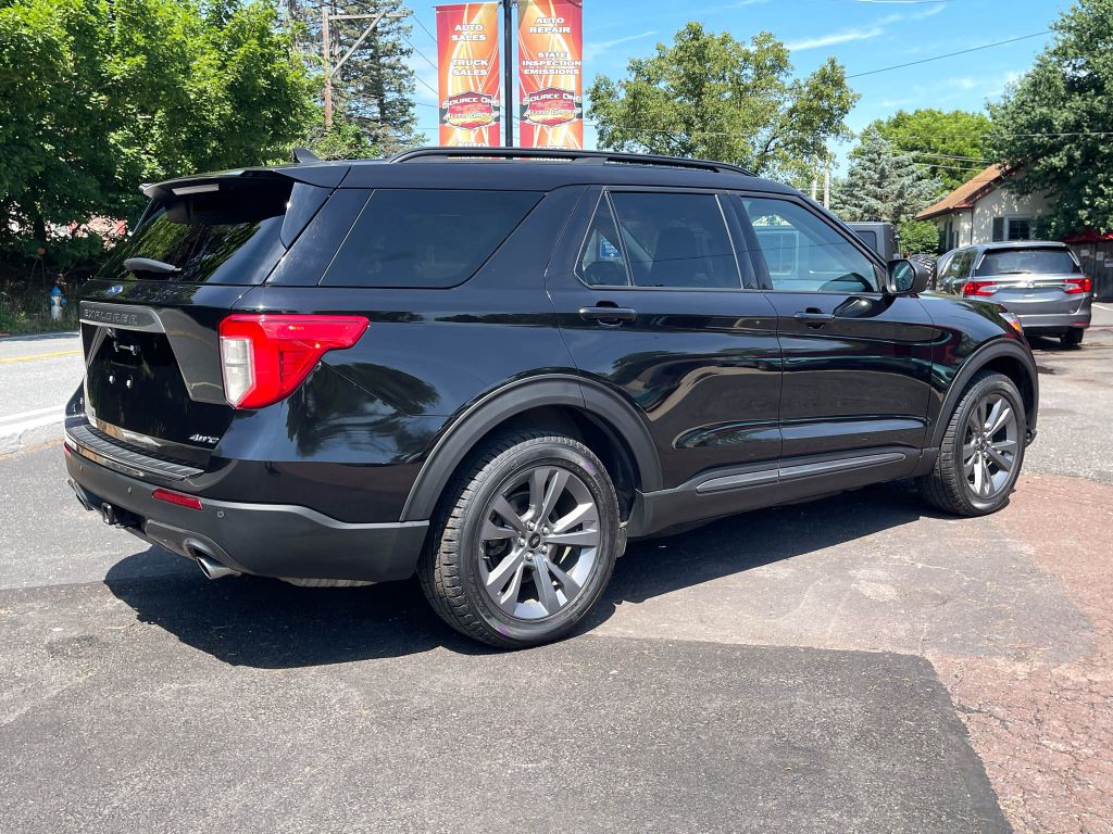 2021 Ford Explorer XLT - Image 4
