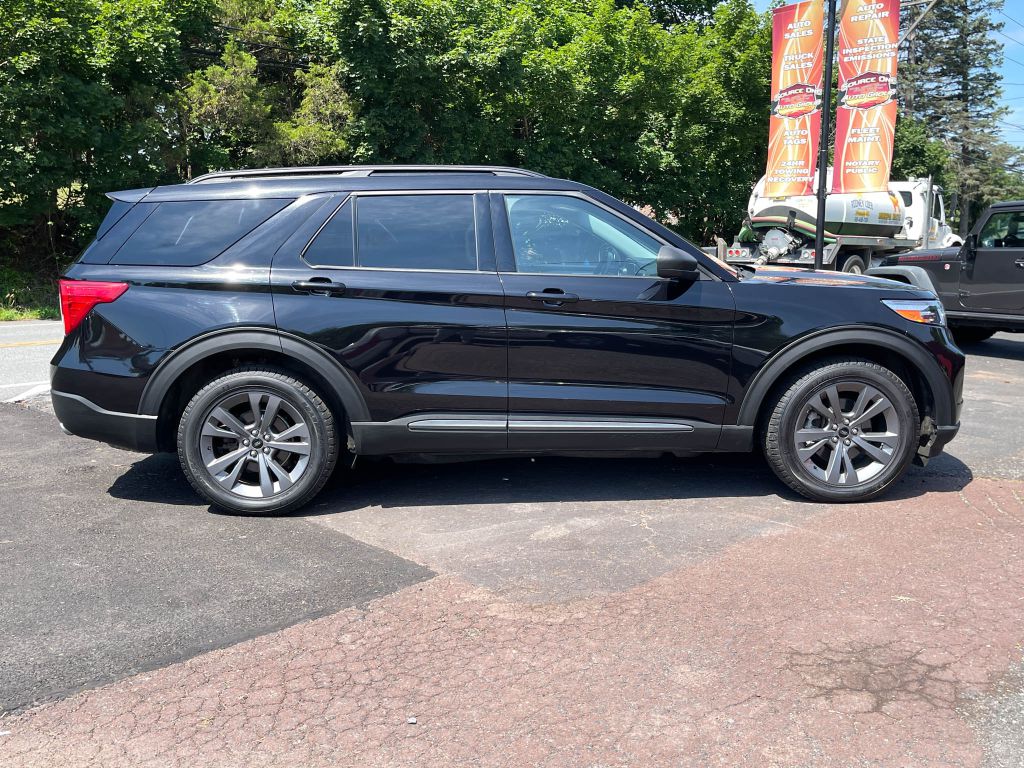 2021 Ford Explorer XLT - Image 3
