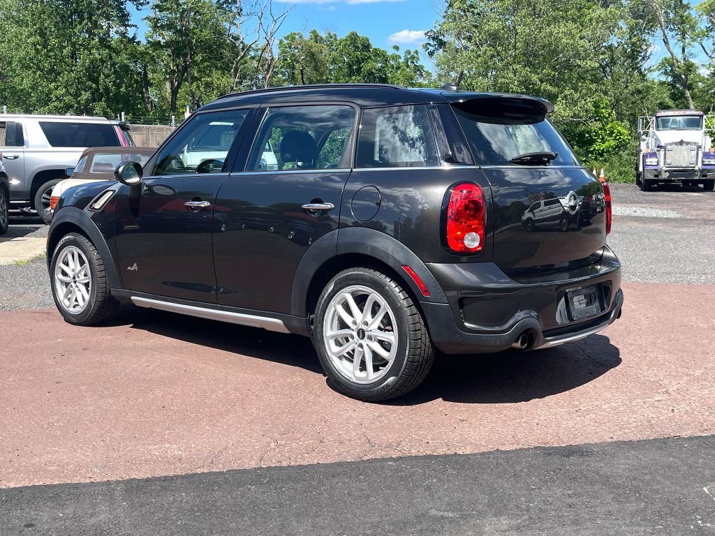 2015 MINI Countryman Cooper S ALL4 - Image 3