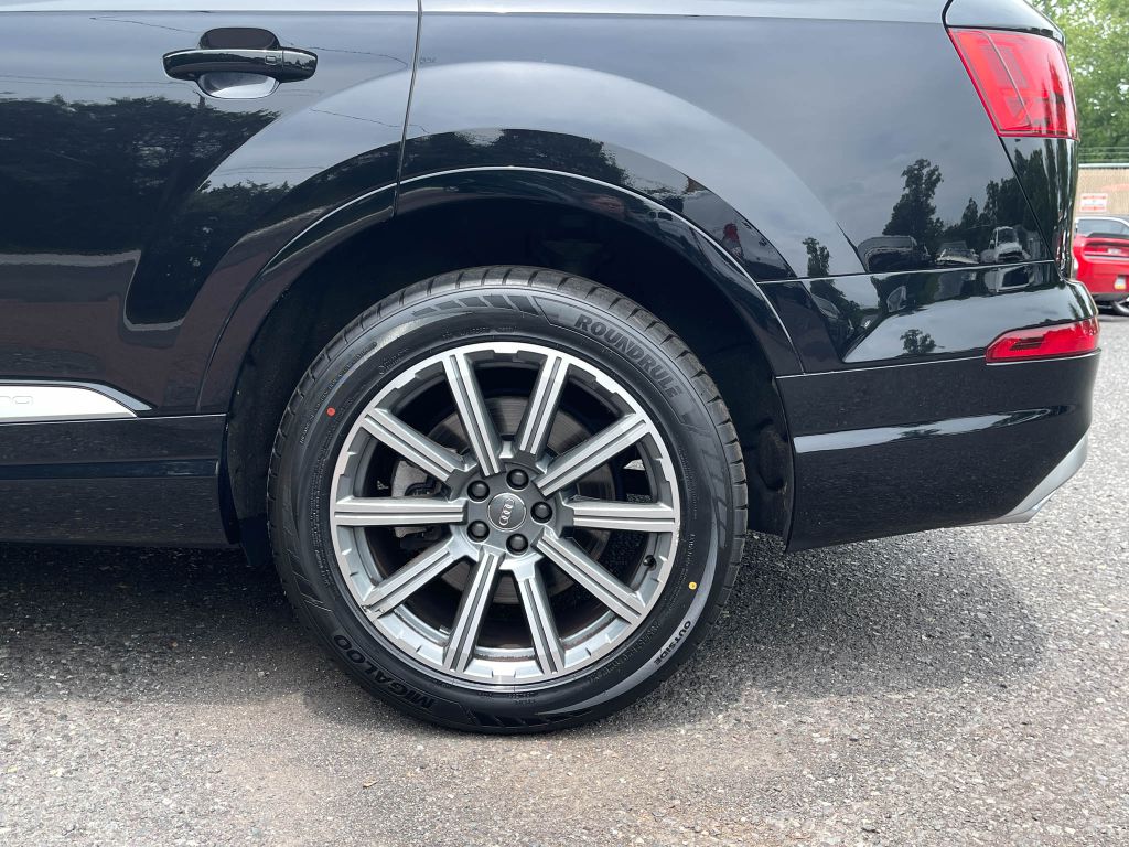 Photo 5 of 2019 Audi Q7 quattro Premium Plus 45 TFSI