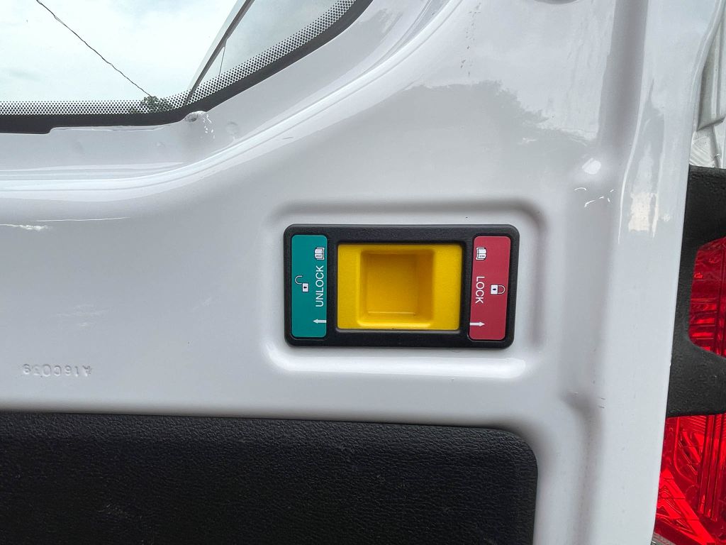 2018 Ford Transit Van Base - Photo 19