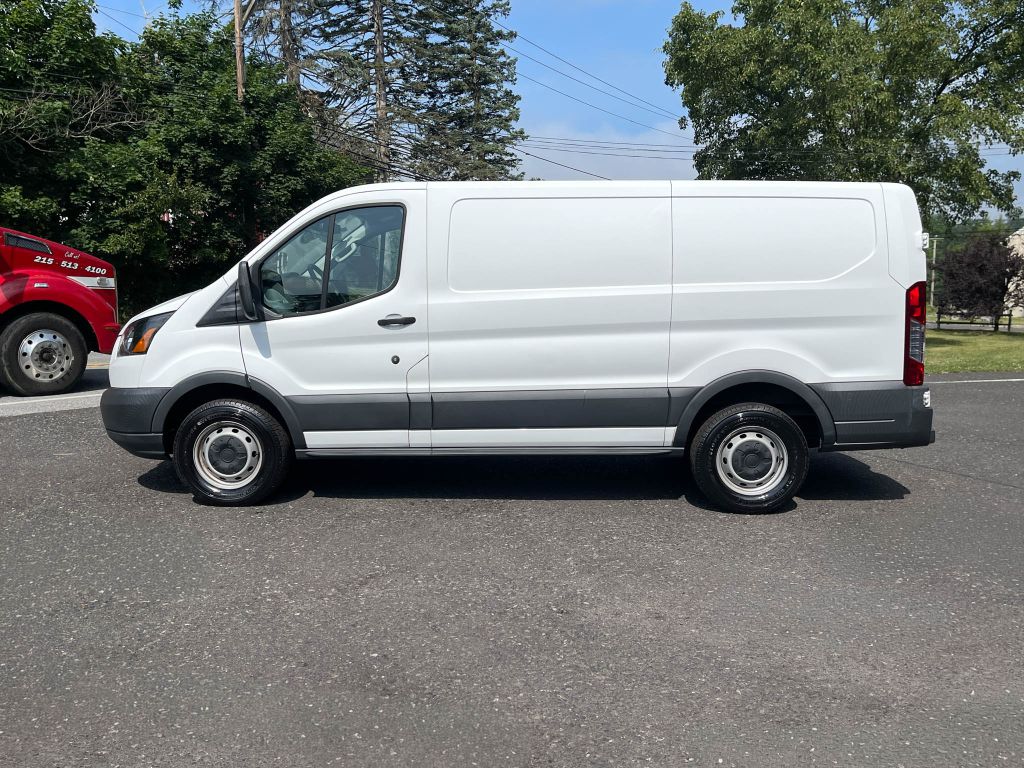 Photo 3 of 2018 Ford Transit 250