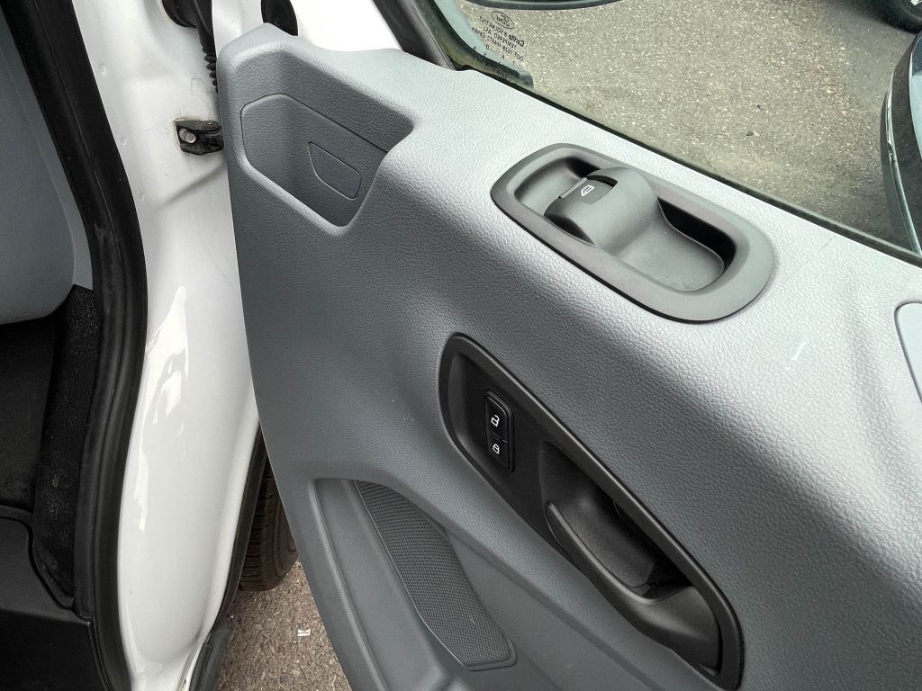 2018 Ford Transit Van Base - Photo 52