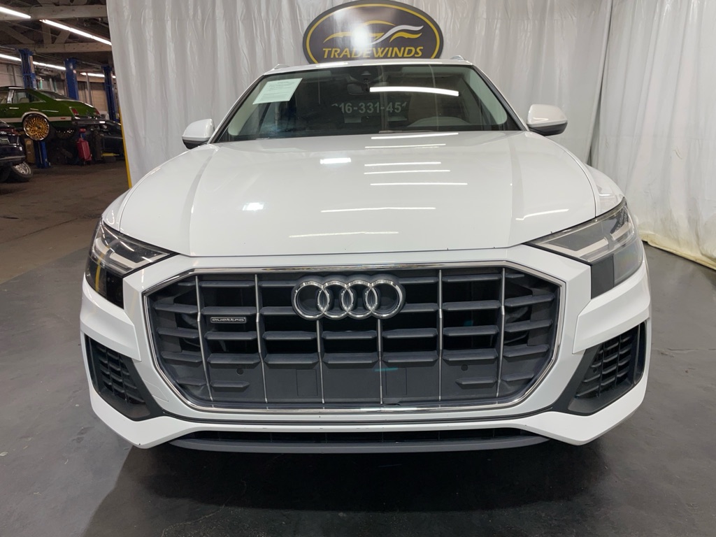Photo 2 of 2019 Audi Q8 quattro Premium 55 TFSI