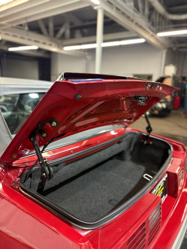 1987 Ford Mustang - Photo 16