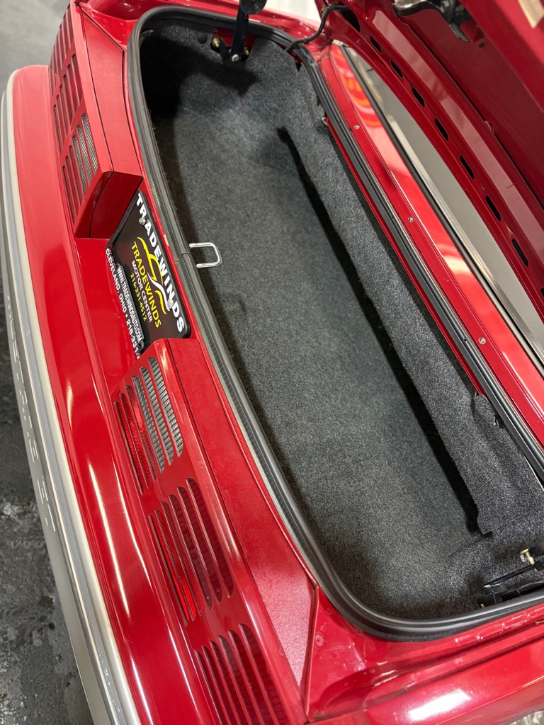 1987 Ford Mustang - Photo 14