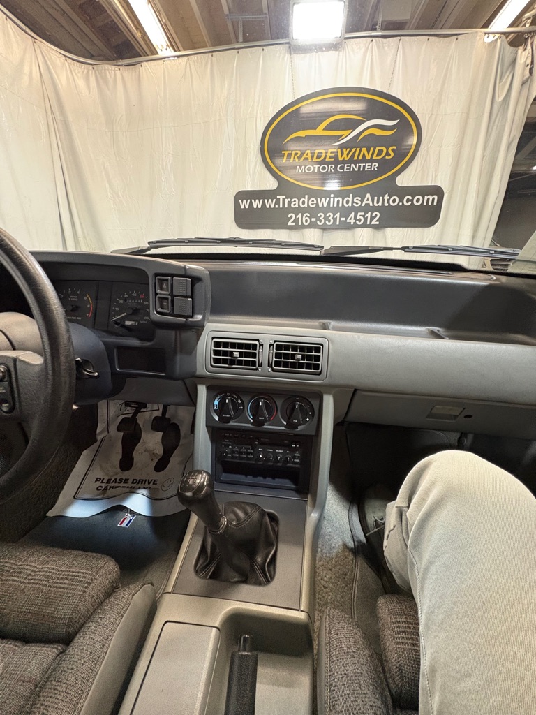 1987 Ford Mustang - Photo 41