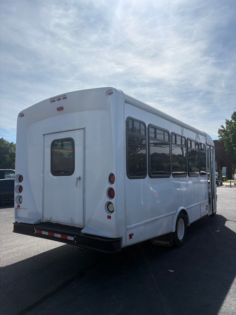 Photo 3 of 2017 FORD ECONOLINE E450 SUPER DUTY