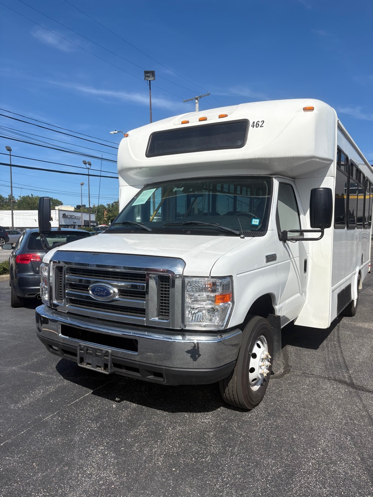 Photo 1 of 2017 FORD ECONOLINE E450 SUPER DUTY