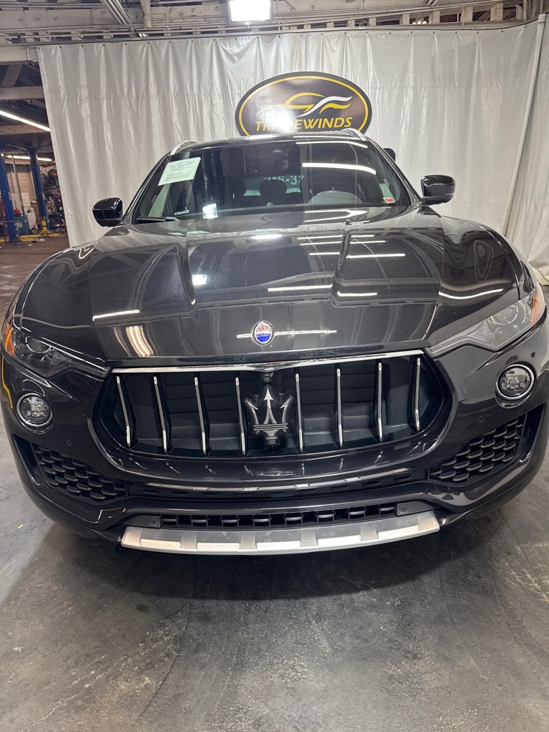 2018 Maserati Levante LUXURY - Image 2