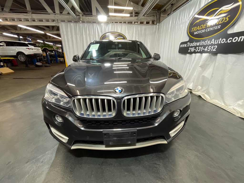 Photo 2 of 2018 BMW X5 xDrive35i
