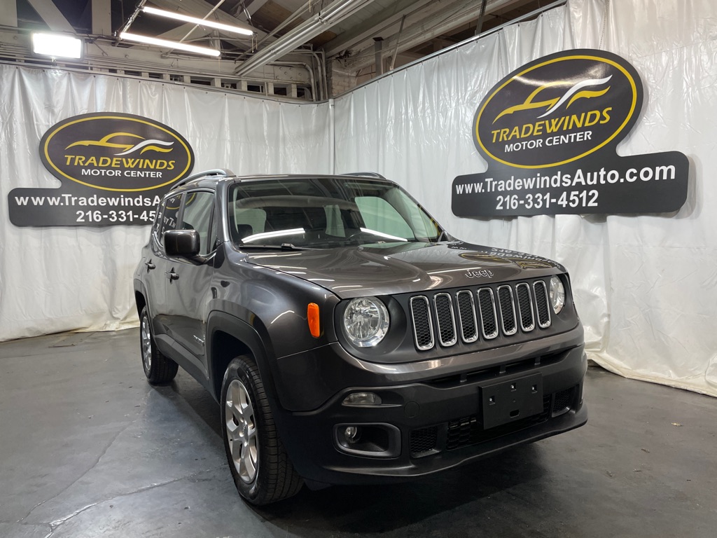 Photo 1 of 2017 Jeep Renegade Latitude