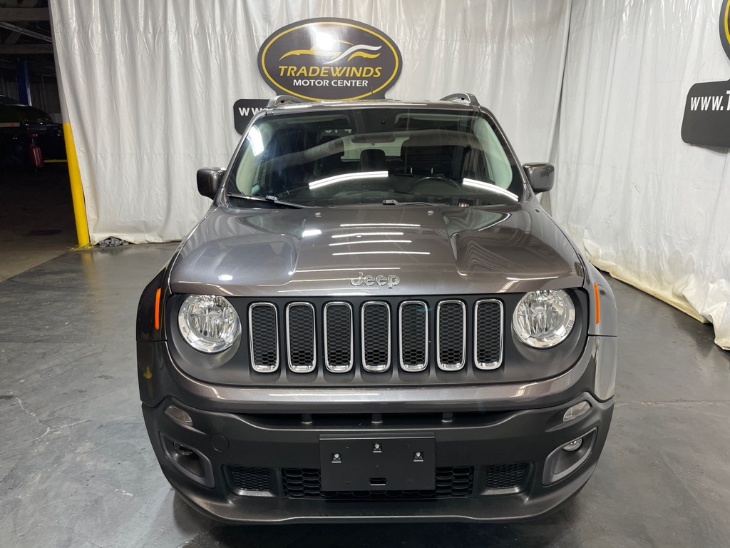 Photo 2 of 2017 Jeep Renegade Latitude